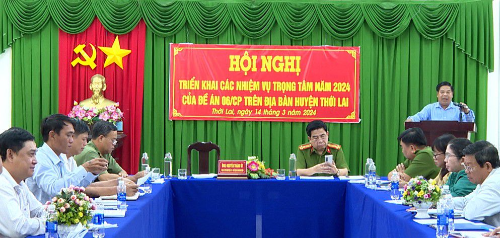 Description: C:\Users\Tan Vinh\Desktop\Nhap tin 15-3-2024\Ong Nguyen Thanh Ut, Chu tịch UBNd huyện chỉ đạo tại Hội nghị de an 06.jpg Description: C:\Users\Tan Vinh\Desktop\Nhap tin 15-3-2024\Ong Nguyen Thanh Ut, Chu tịch UBNd huyện chỉ đạo tại Hội nghị de an 06.jpg