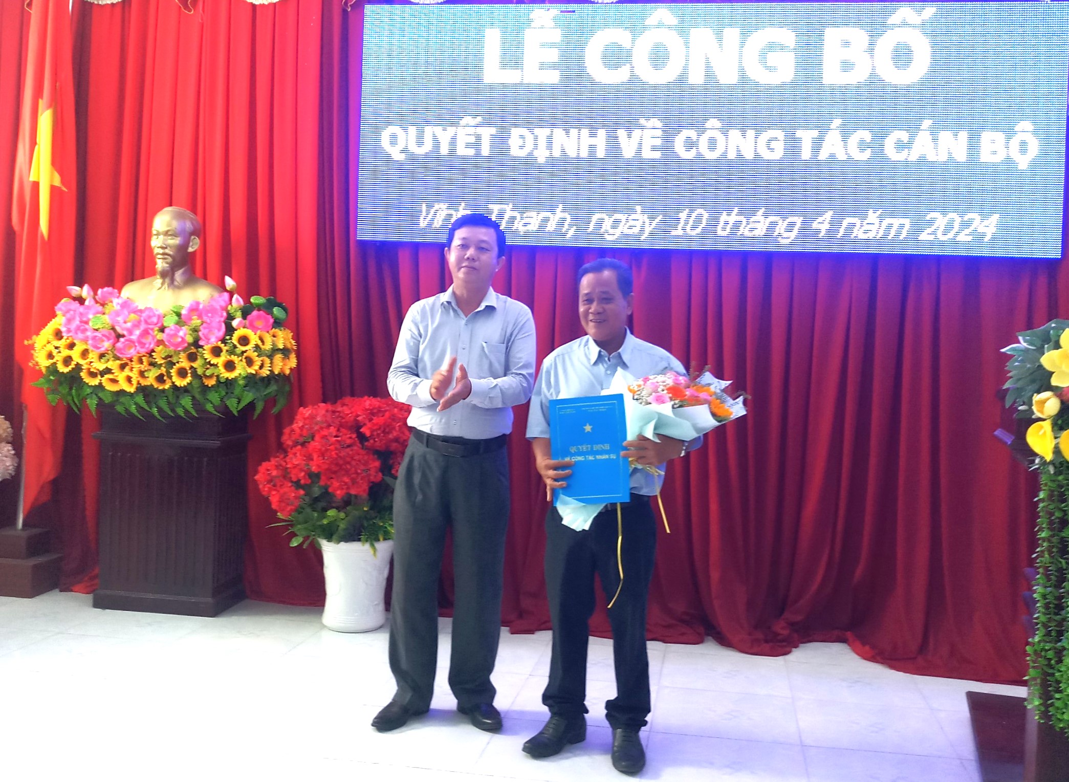 Description: C:\Users\Tan Vinh\Desktop\Nhap tin 11-4-2024\0b64213ae4974bc91286.jpg Description: C:\Users\Tan Vinh\Desktop\Nhap tin 11-4-2024\0b64213ae4974bc91286.jpg