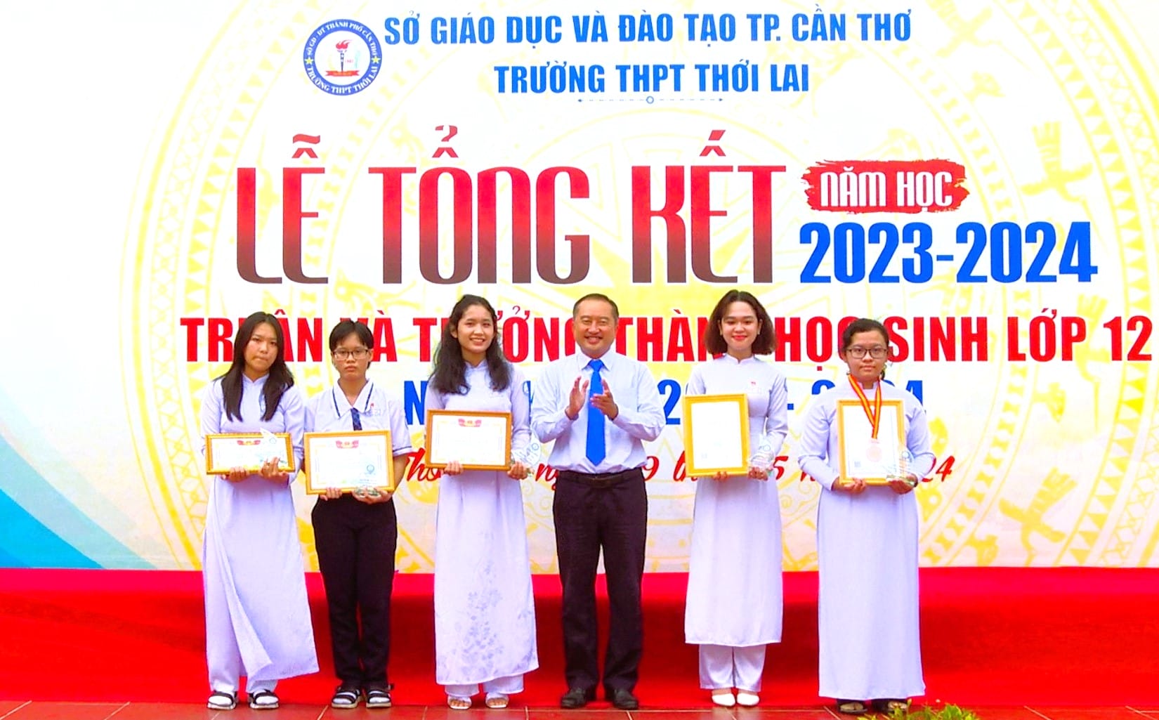 Description: C:\Users\ADMIN\Desktop\Hinh 15.jpg Description: C:\Users\ADMIN\Desktop\Hinh 15.jpg